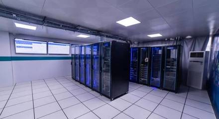 帶你走進玄武中專信息技術(shù)系 計算機網(wǎng)絡(luò)技術(shù)的開發(fā)與創(chuàng)新